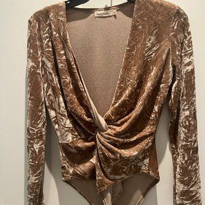 Makers Of Dreams Womens Bodysuit Deep V-Neck Velvet Size Medium | Color: Tan